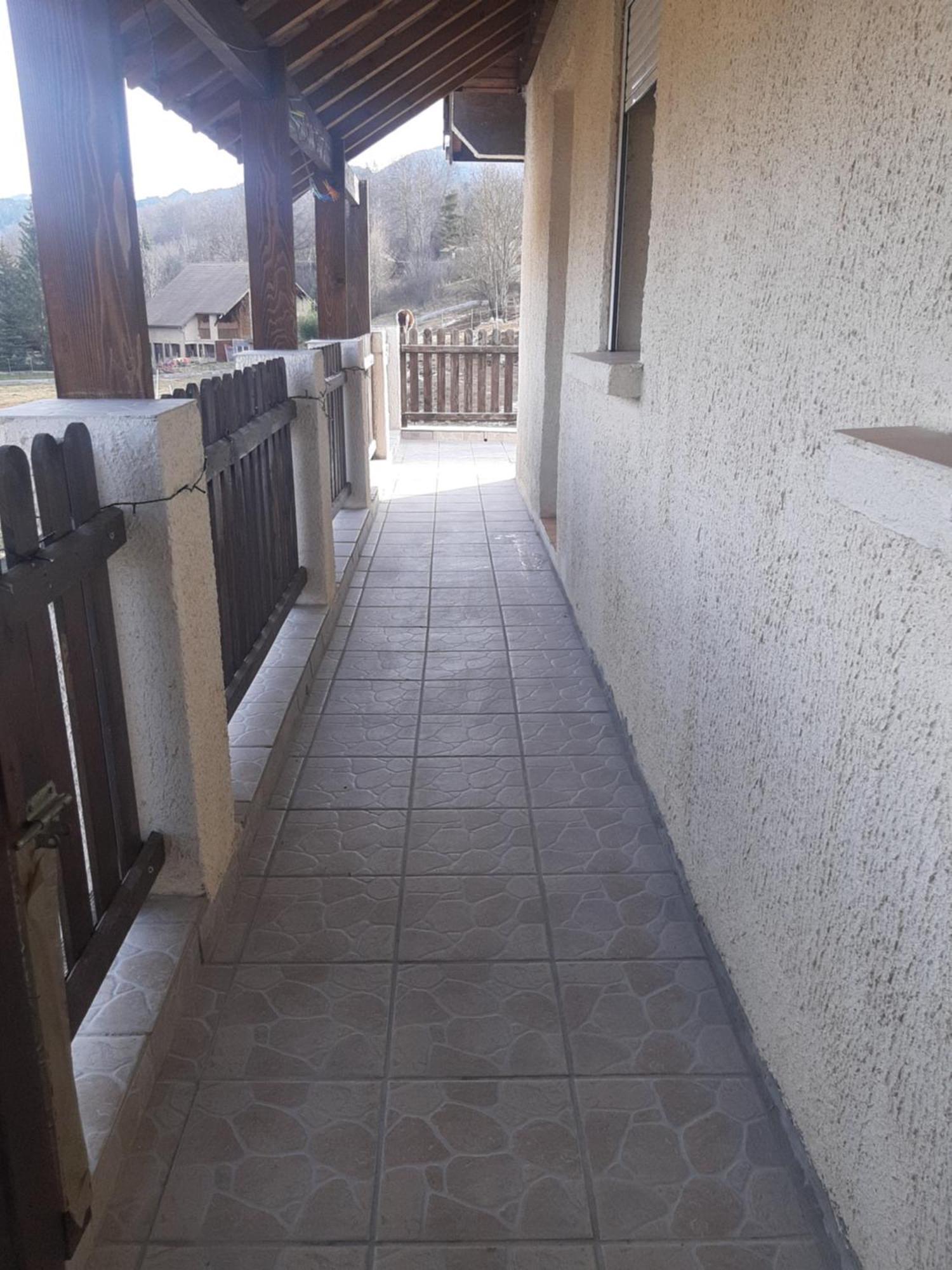 Gogo Location 1 Apartment Forest-Saint-Julien Exterior photo